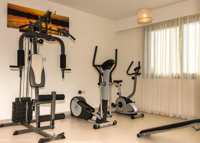 Limni - Beachfront Four Bedroom Luxury Villa