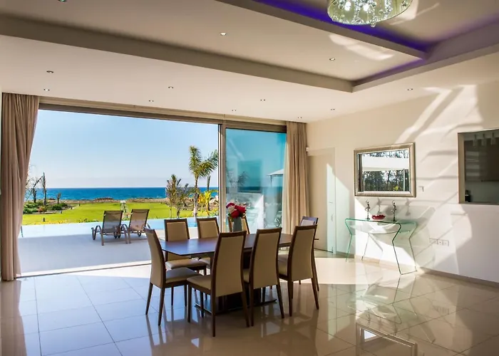 Villa Limni - Beachfront Four Bedroom Luxury