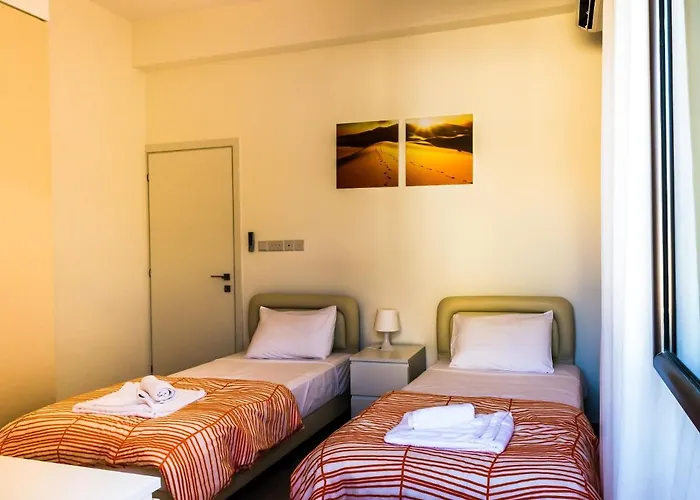 Limni - Beachfront Four Bedroom Luxury Villa