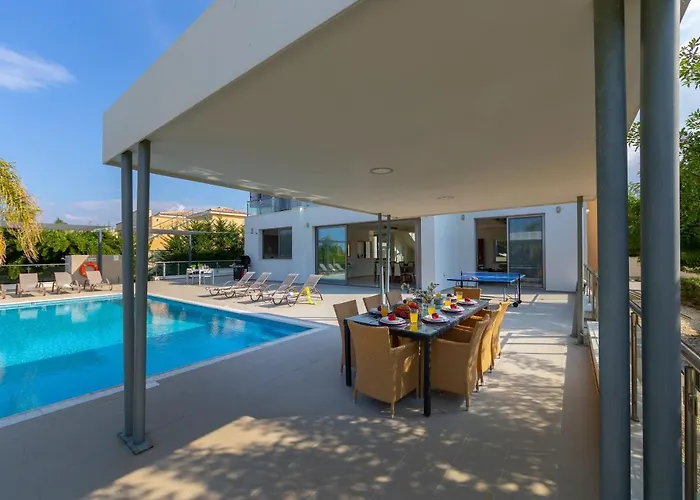 Limni - Beachfront Four Bedroom Luxury Villa Polis