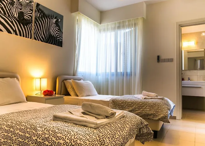 Limni - Beachfront Four Bedroom Luxury * Polis