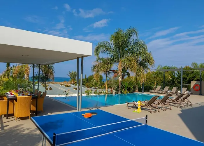 Villa Limni - Beachfront Four Bedroom Luxury *